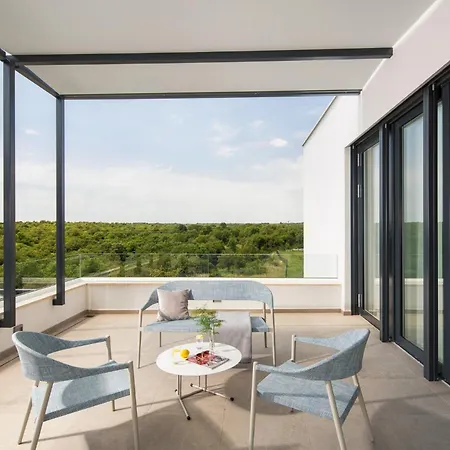 Vila Beautiful Istria 6 Bedrooms Ulca Gold Pool Table & Sauna