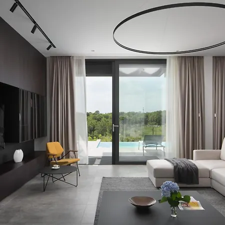 Vila Beautiful Istria 6 Bedrooms Ulca Gold Pool Table & Sauna Bale